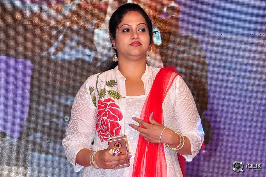 Raasi-at-Jilla-Movie-Audio-Launch